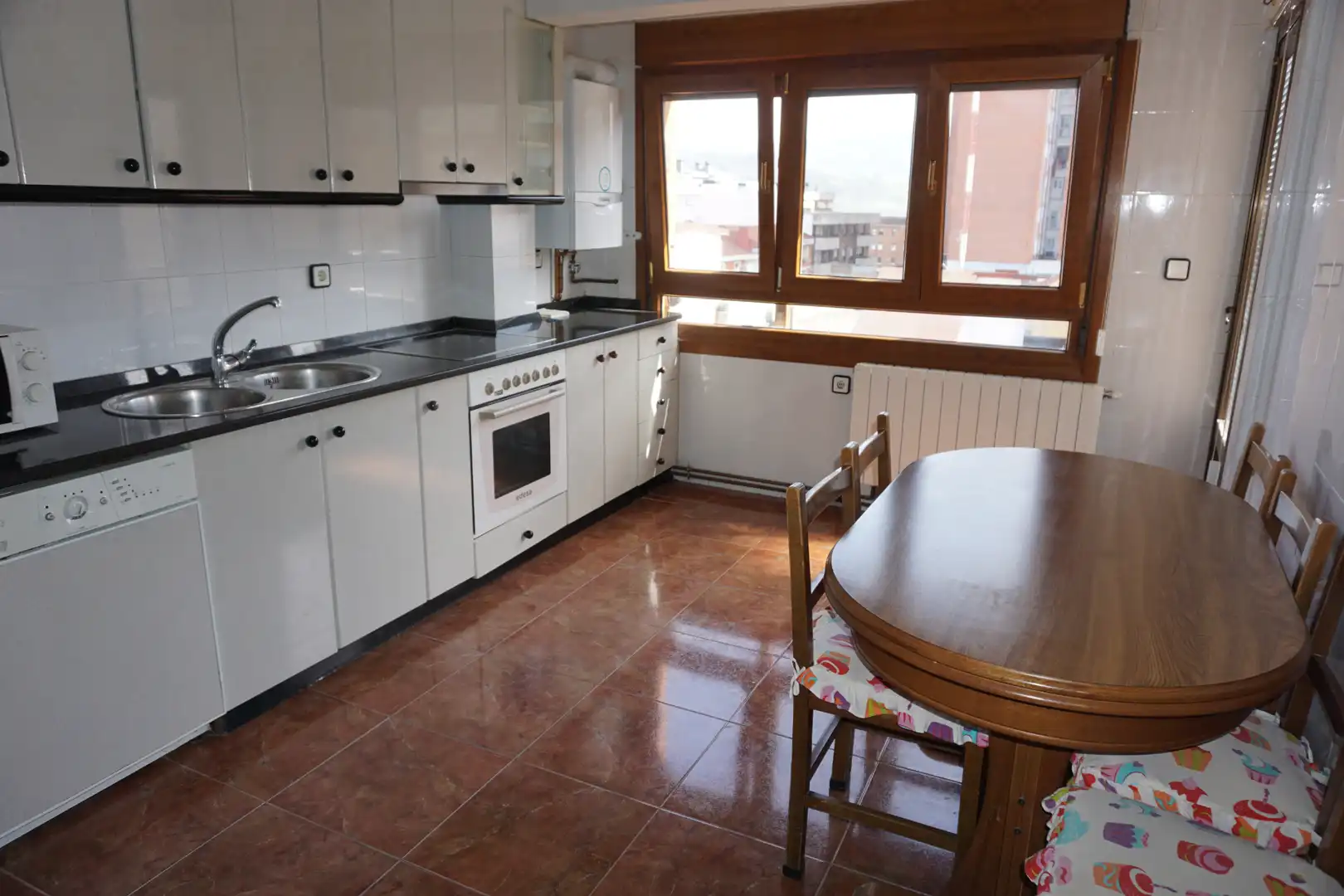 Piso con terraza en venta en Kalero - Basozelai