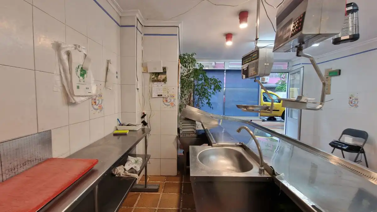 Local commercial à vendre à Inmobiliaria - Barreda, imagen 6