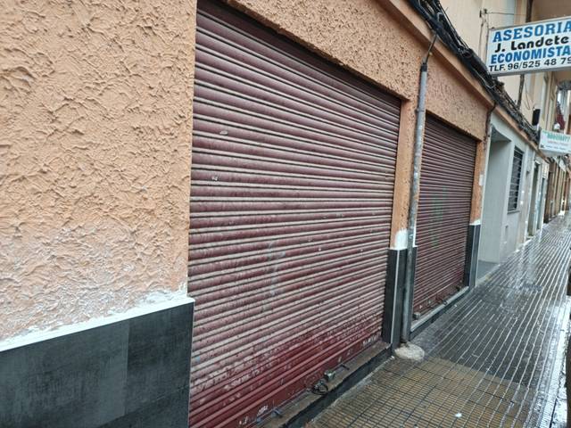 Local comercial en Alquiler en Carolinas Altas