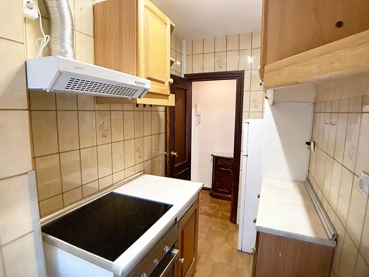 Cuina de Pis en venda en Madrid amb Calefacció, Parquet i Terrassa