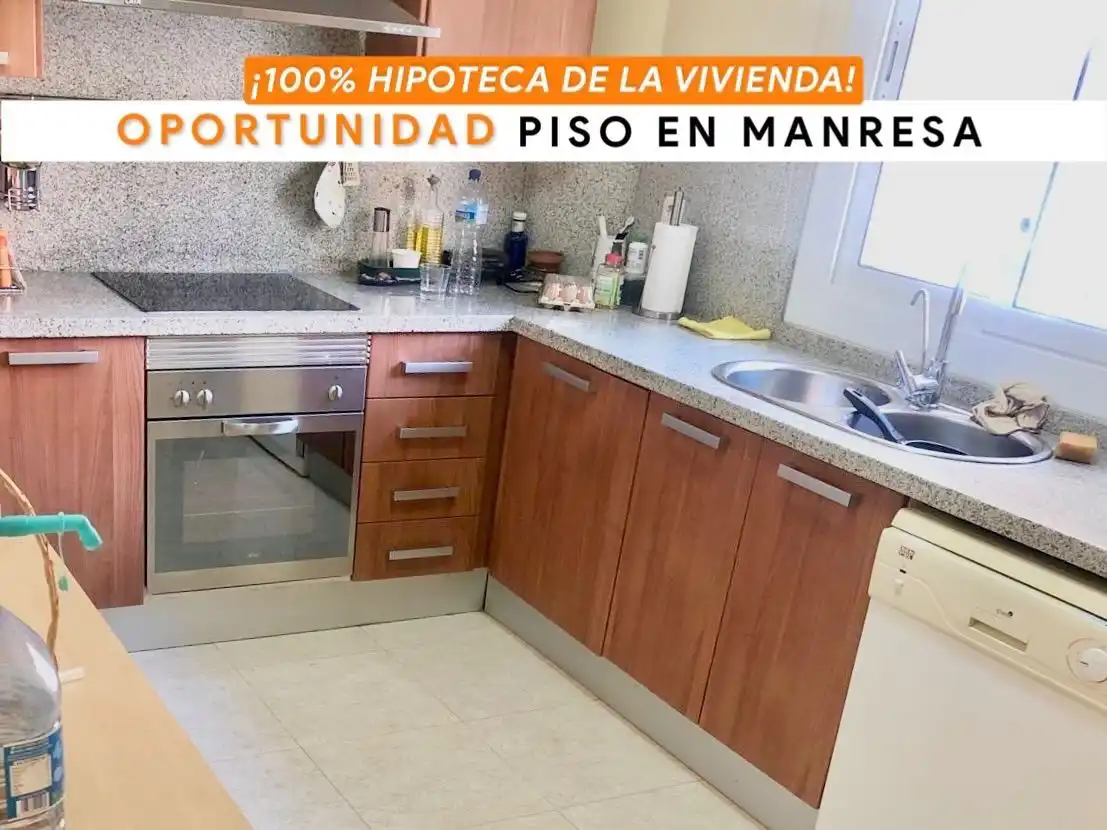 Kitchen of Flat for sale in Manresa  with Heating and Storage room