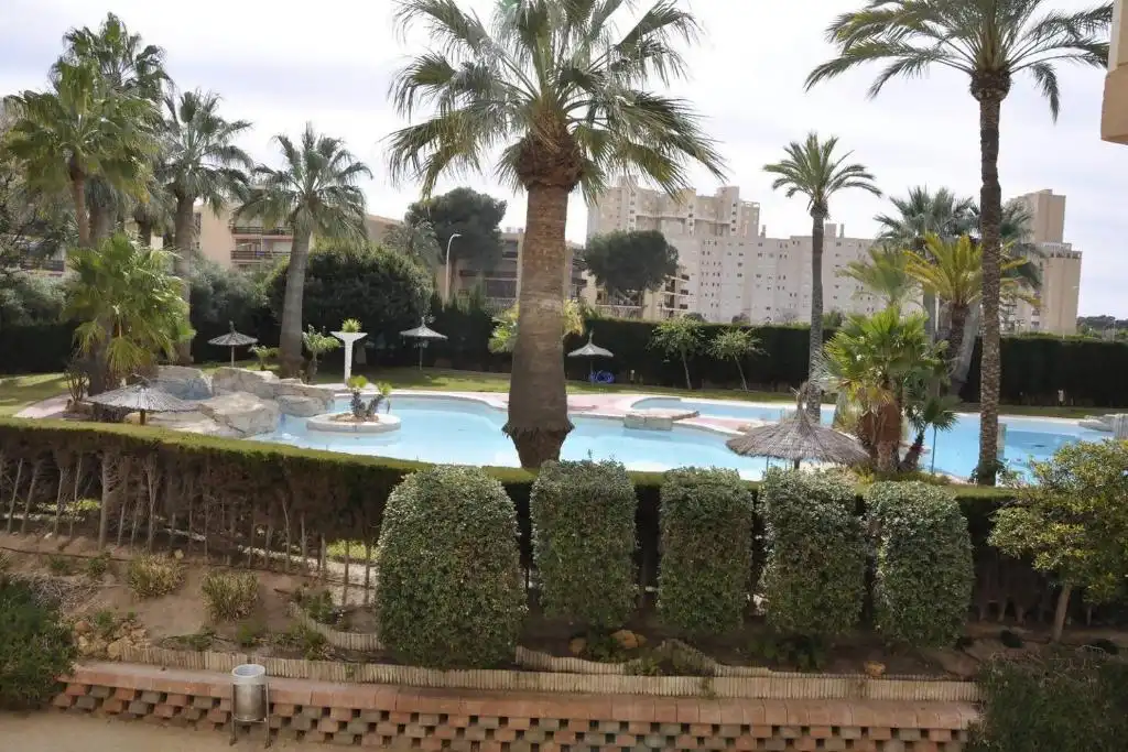 Schwimmbecken von Wohnungen zum Verkauf in El Campello mit Heizung, Parkett und Terrasse