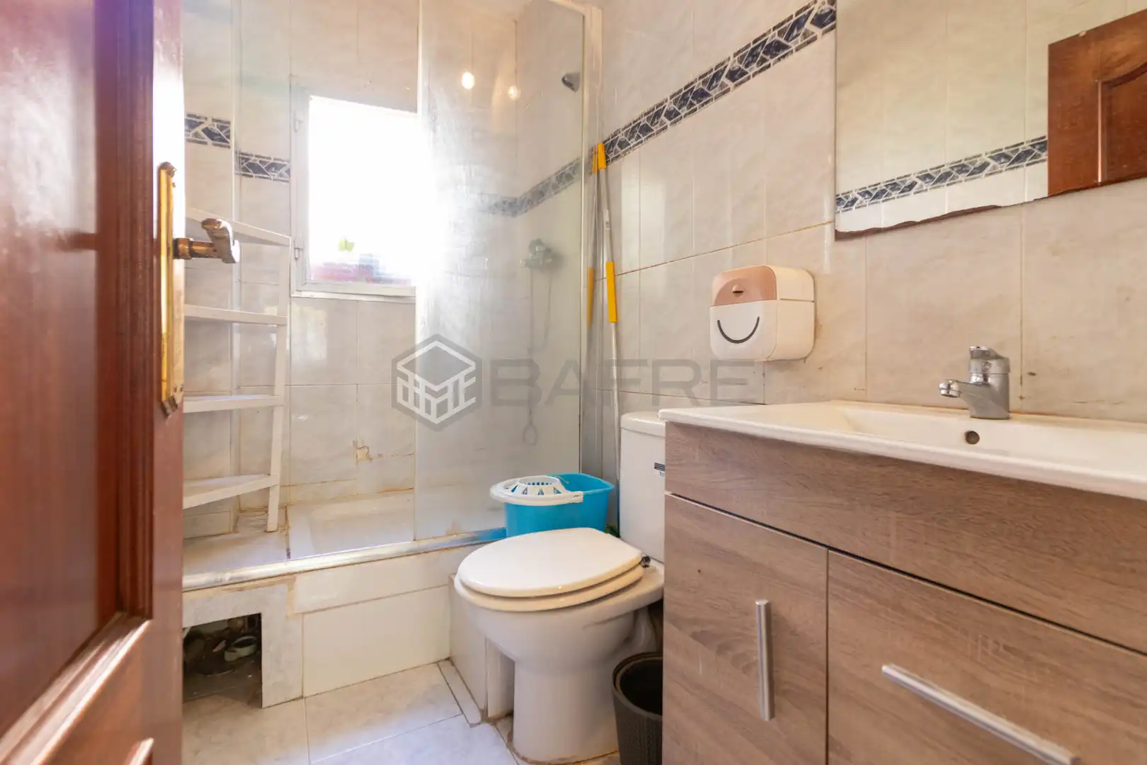 Baño de Piso en venta en Villaverde