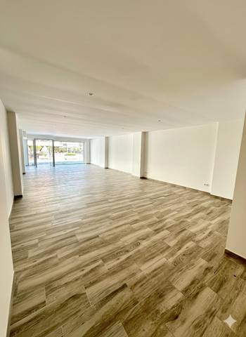 Local comercial en Venta en L'Olivera