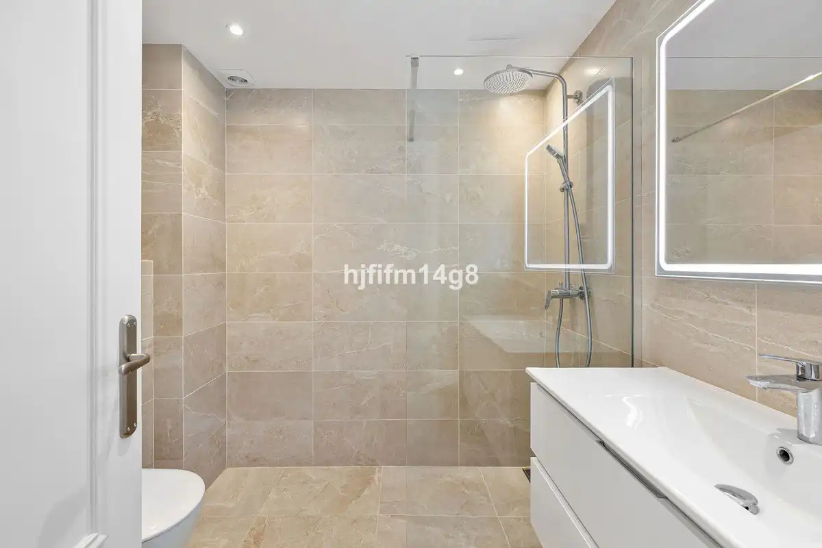 Flat for sale in Nueva Andalucía, imagen 19