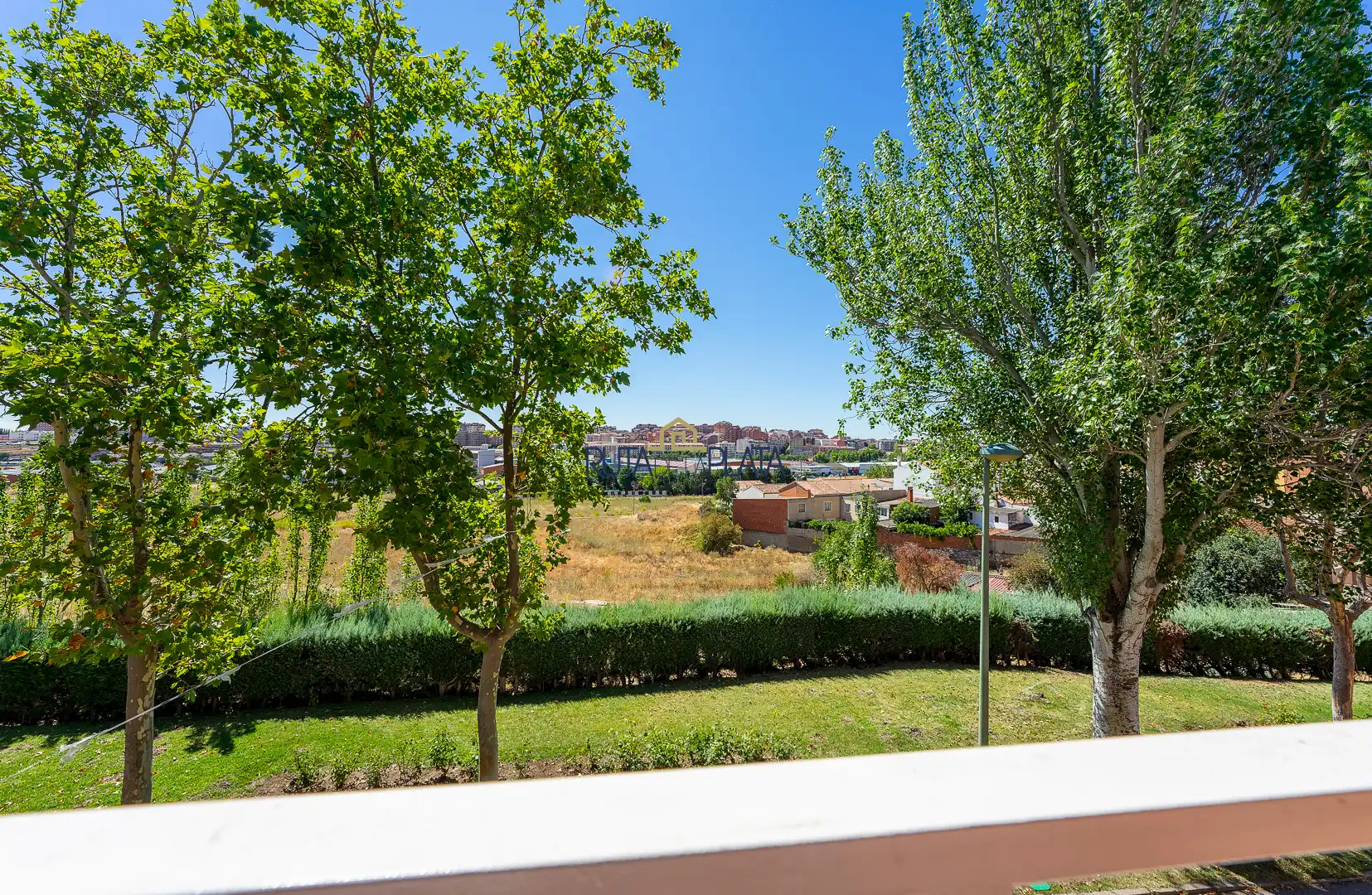 Jardí de Pis en venda en Zamora Capital  amb Calefacció, Parquet i Forn