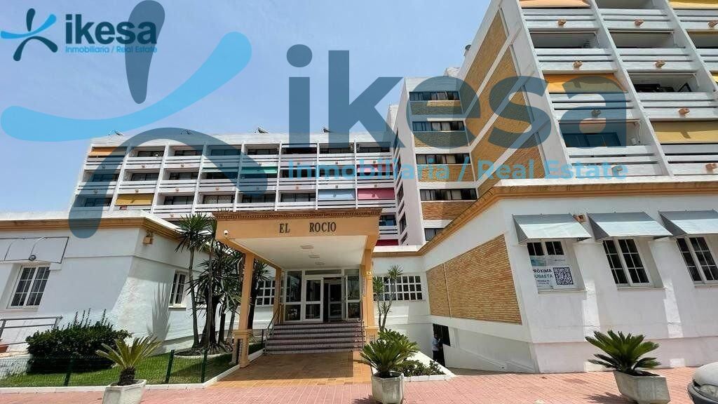 Vista exterior de Loft en venda en Almonte amb Jardí privat, Balcó i Piscina comunitària