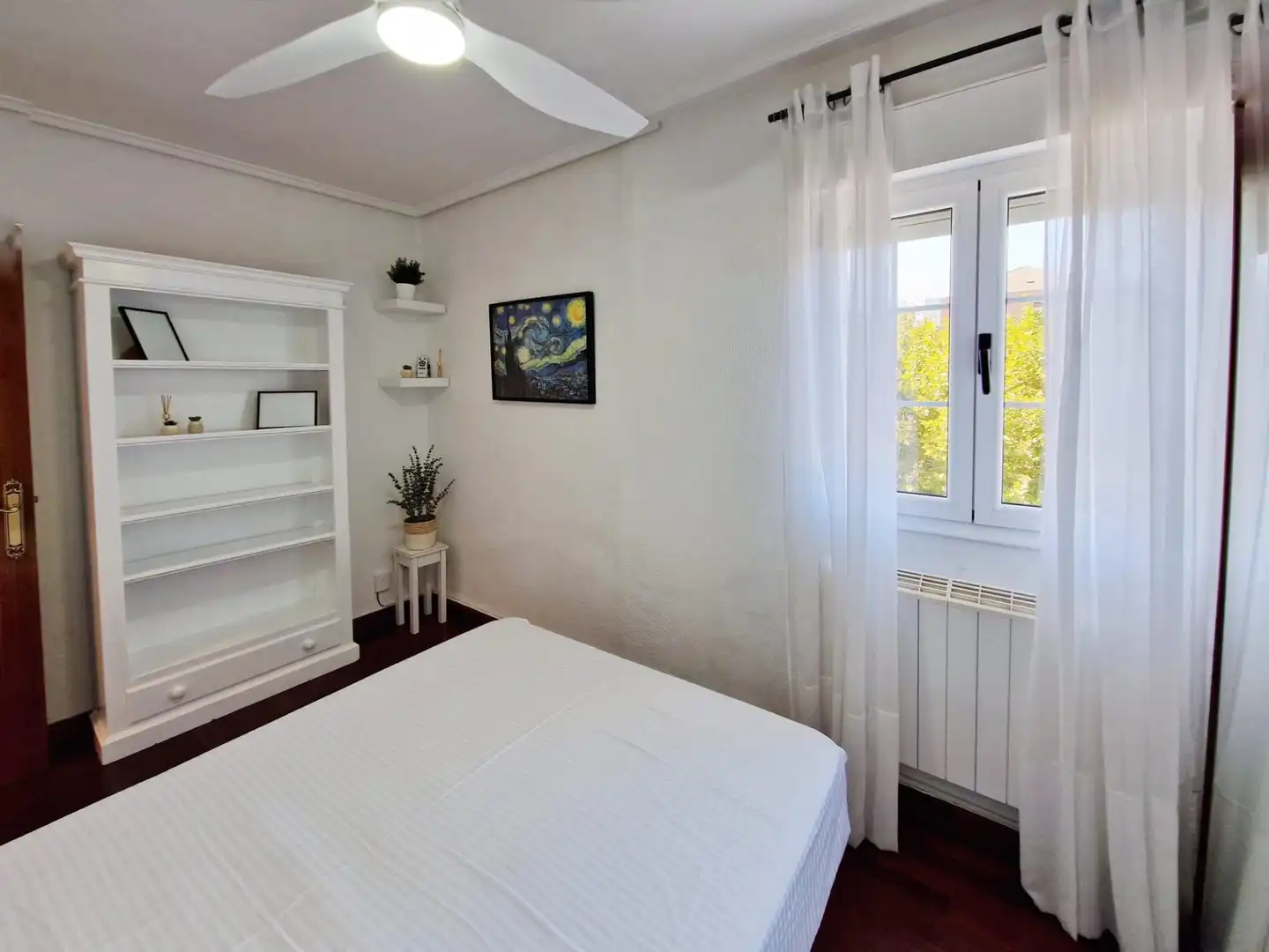 Schlafzimmer von Wohnung zur Miete in Santander mit Heizung, Terrasse und Möbliert