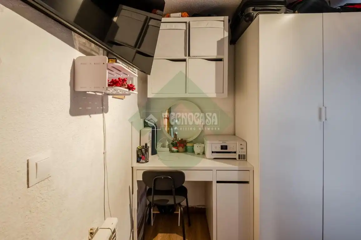 Kitchen of Flat for sale in Madrid  with Air Conditioner and Balcony