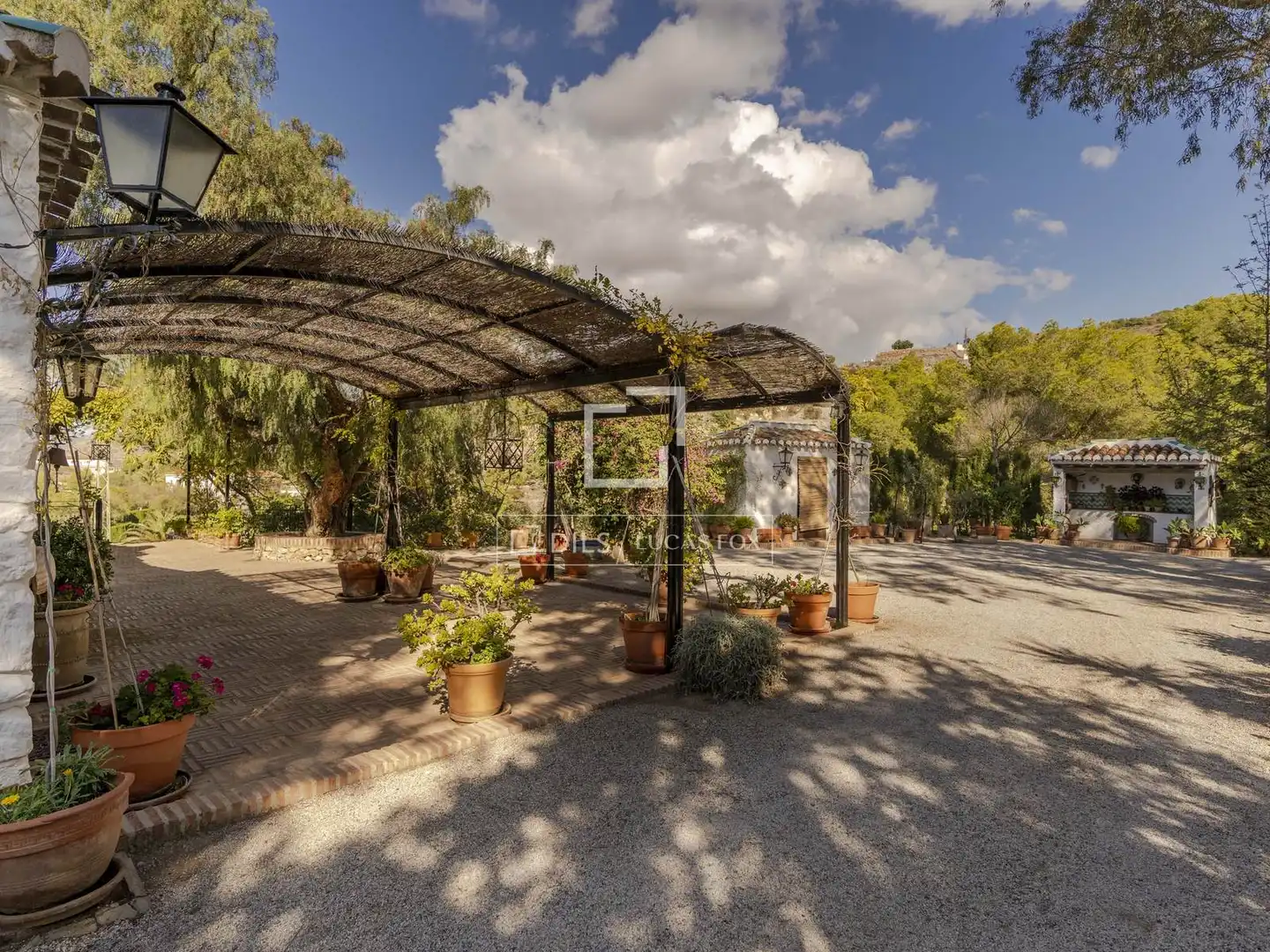 Jardí de Finca rústica en venda en Motril amb Aire condicionat, Calefacció i Jardí privat