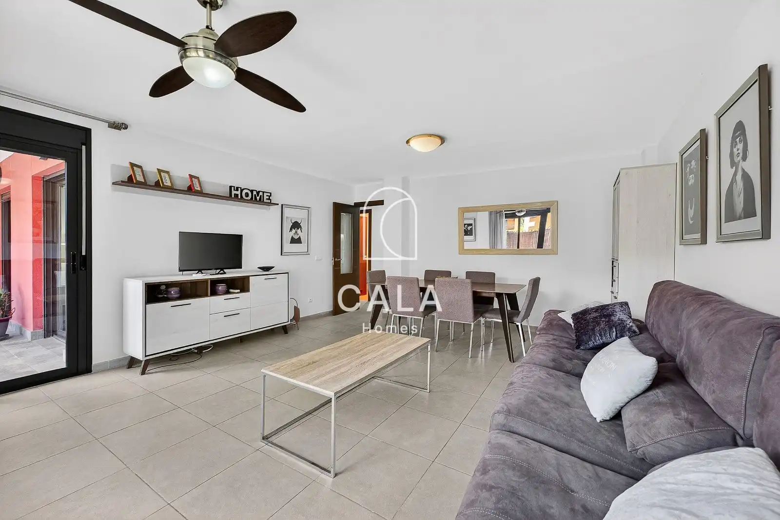 Sala d'estar de Pis en venda en Arona amb Terrassa, Piscina i Moblat