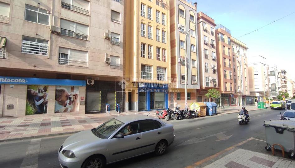 Foto 1 de Pis en venda a Parque Victoria Eugenia, Málaga