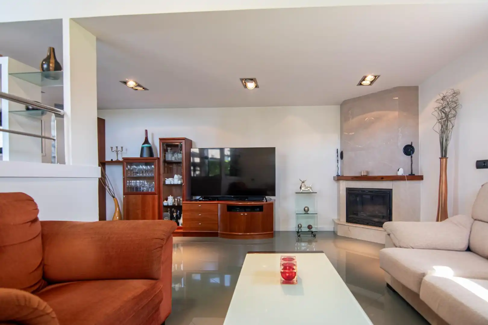 Sala de estar de Casa o chalet en venta en Bergondo con Calefacción, Jardín privado y Trastero