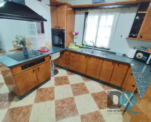 Kitchen of House or chalet for sale in Utrera