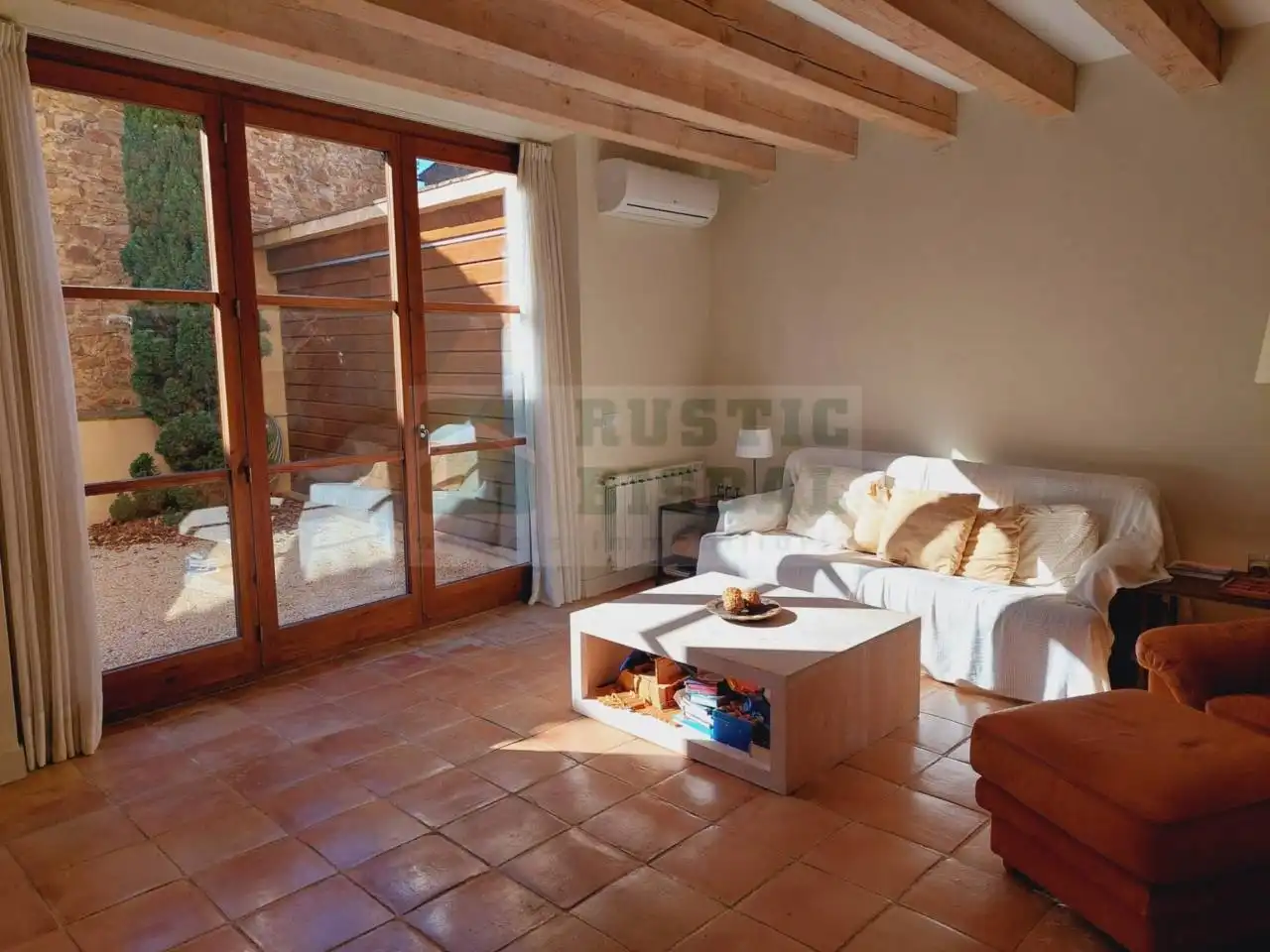 Living room of Country homes for rent in Fontanilles  with Air Conditioner, Heating and Private garden