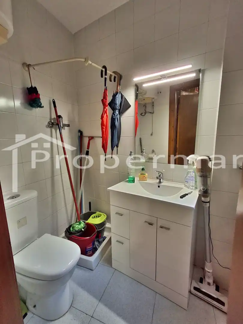 Local comercial de lloguer a La Roca del Vallès, imagen 9