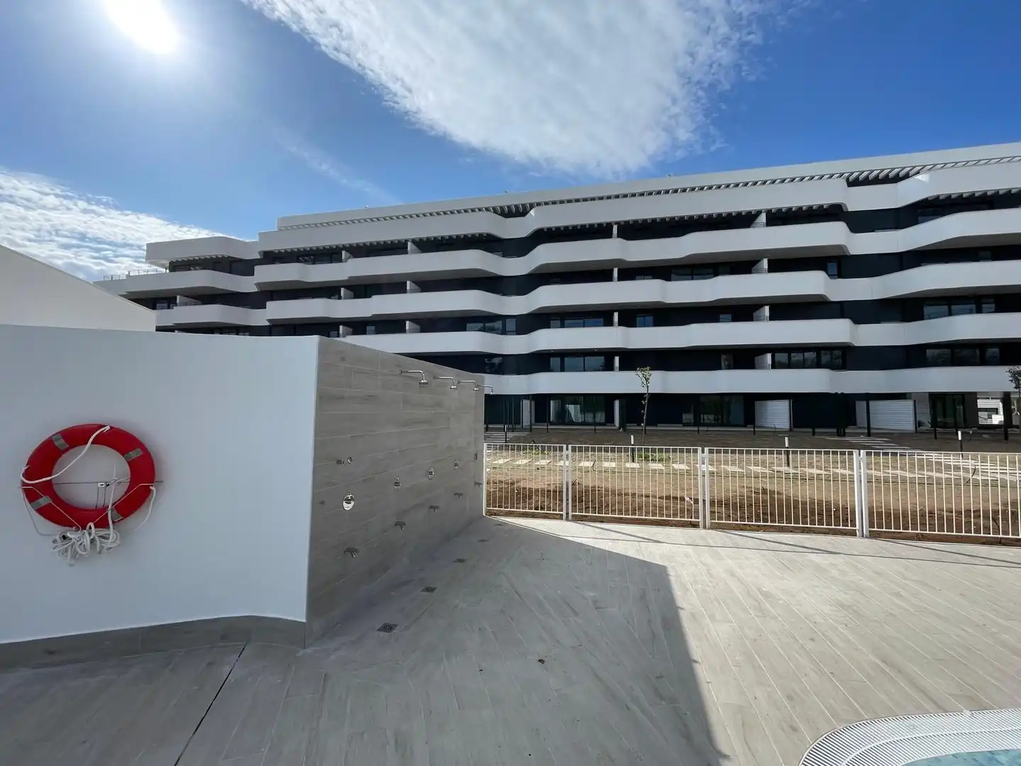 Vista exterior de Apartamento en venta en Torremolinos con Aire acondicionado, Terraza y Piscina comunitaria