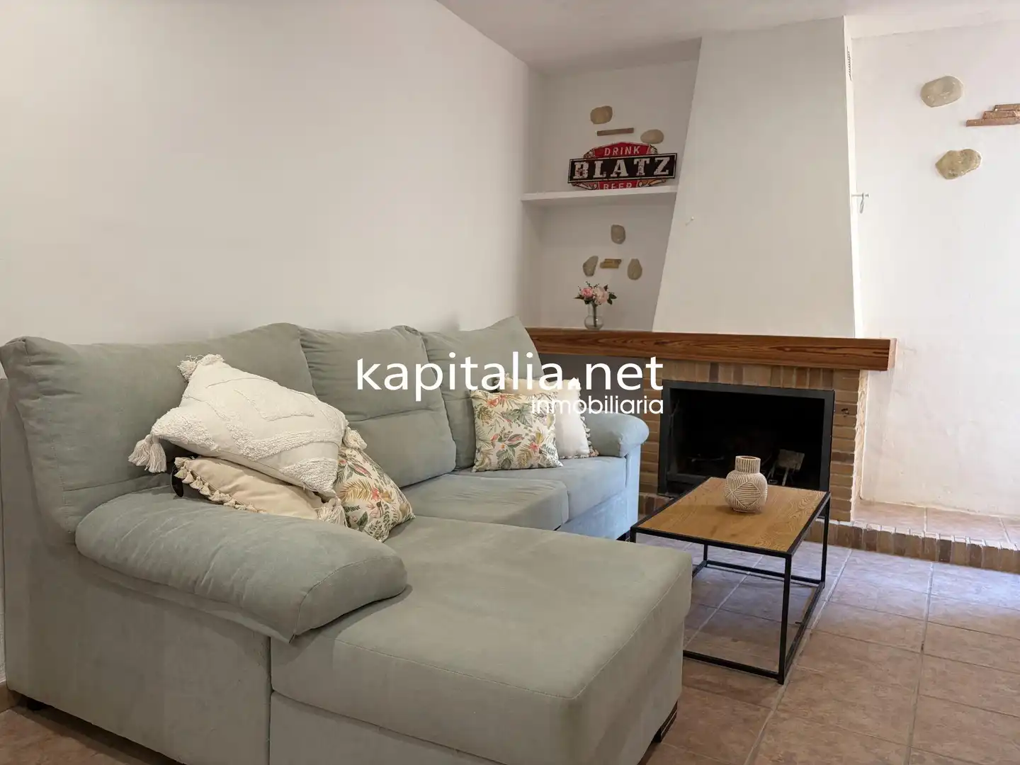 Sala d'estar de Casa o xalet en venda en Almudaina amb Moblat