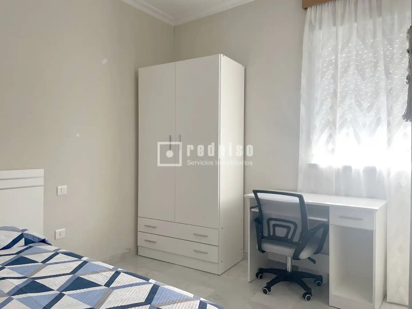Bedroom of Flat for rent in Sevilla  with Air Conditioner, Terrace and Furnished