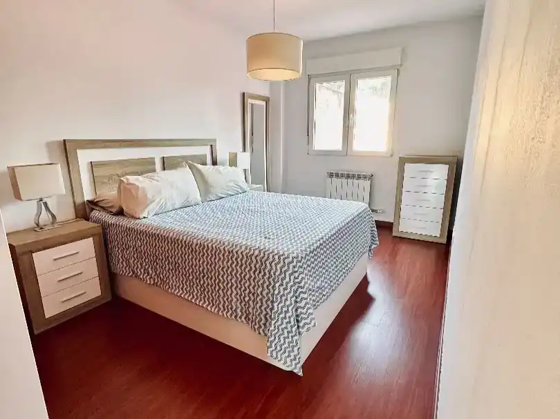 Habitación de Piso en venta en Narón con Balcón