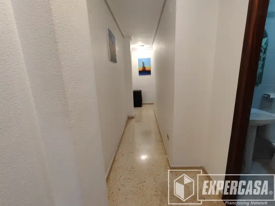 Flat for rent in Ensanche - Parque del Oeste