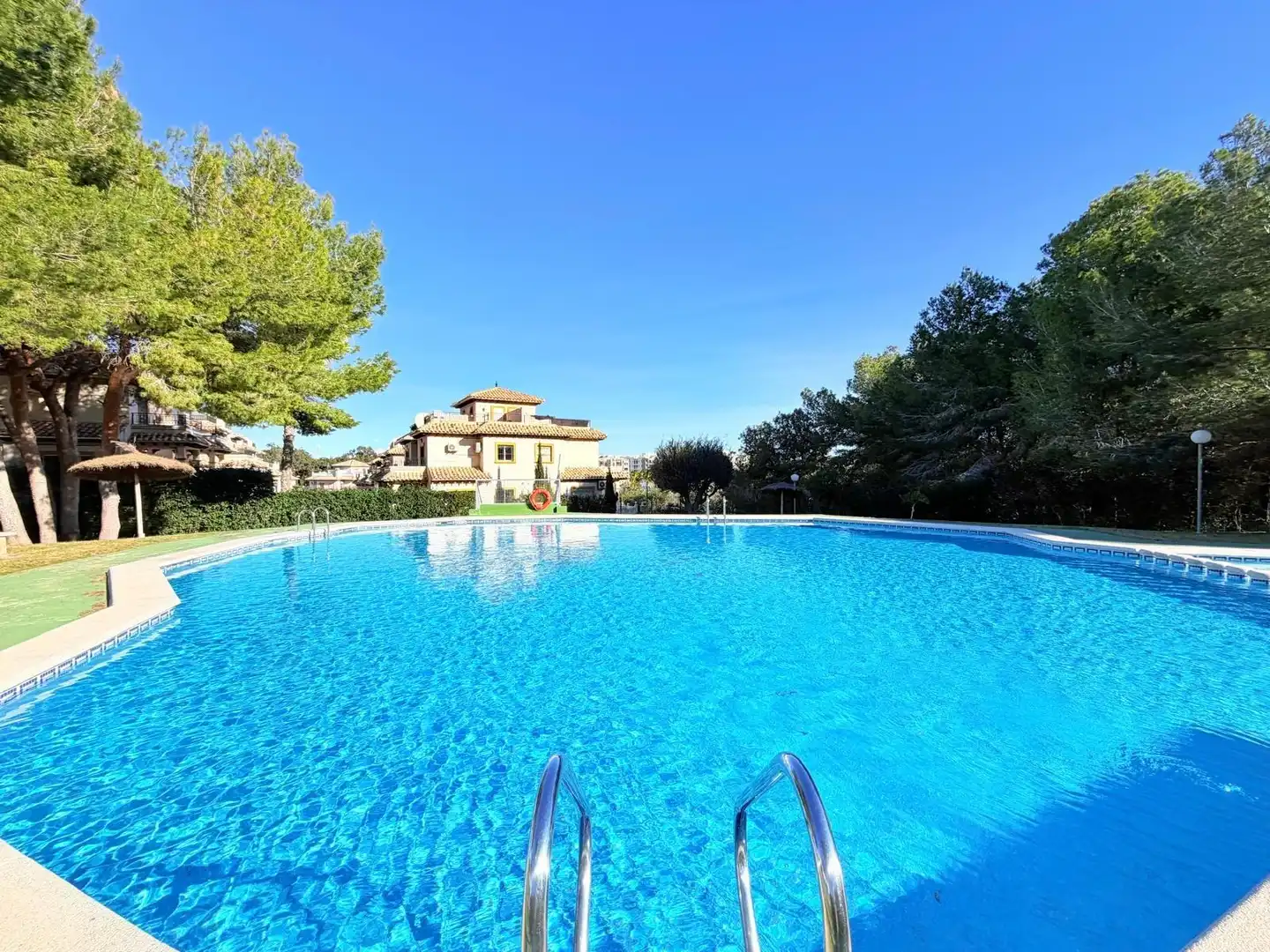 Swimming pool of Detached homes for sale in Orihuela  with Air Conditioner, Heating and Private garden