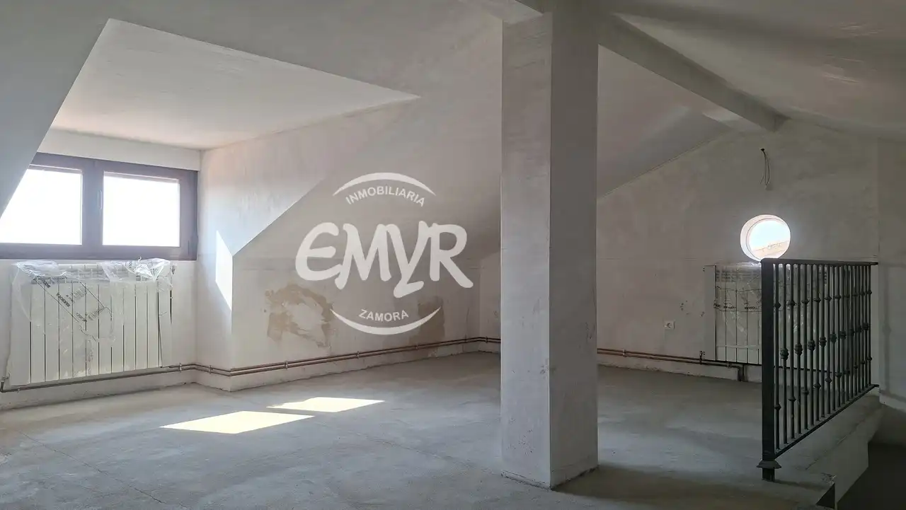 Casa o chalet en venta en Coreses con Calefacción y Jardín privado