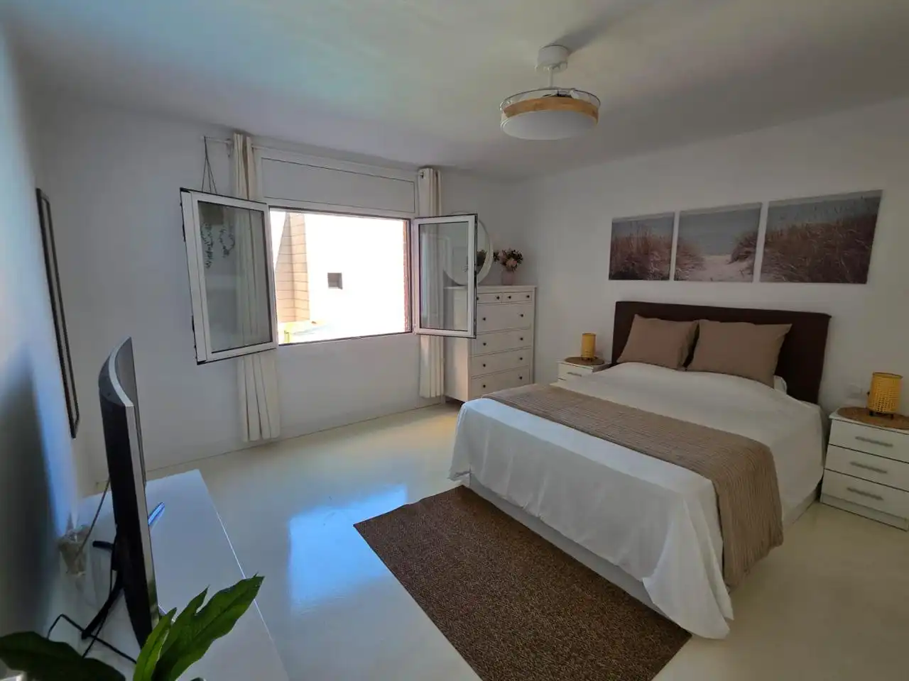 Schlafzimmer von Wohnung zur Miete in Castelldefels mit Klimaanlage, Terrasse und Möbliert