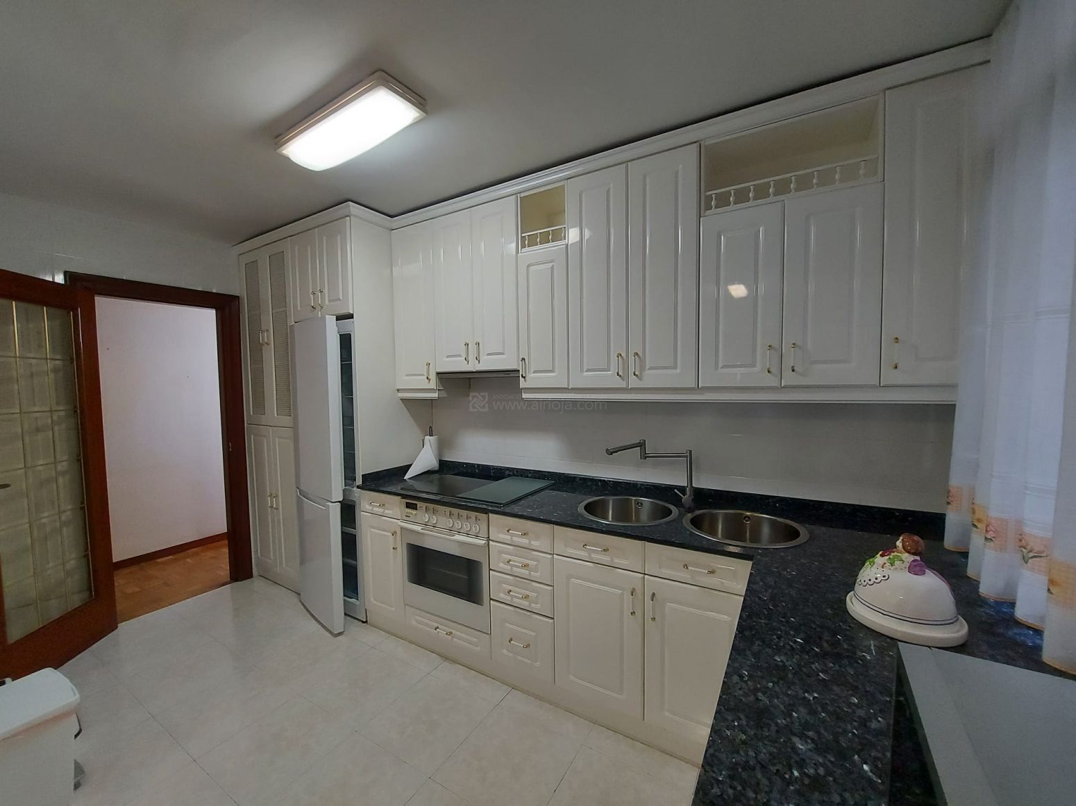 Cocina de Piso en venta en  Logroño con Calefacción, Parquet y Terraza