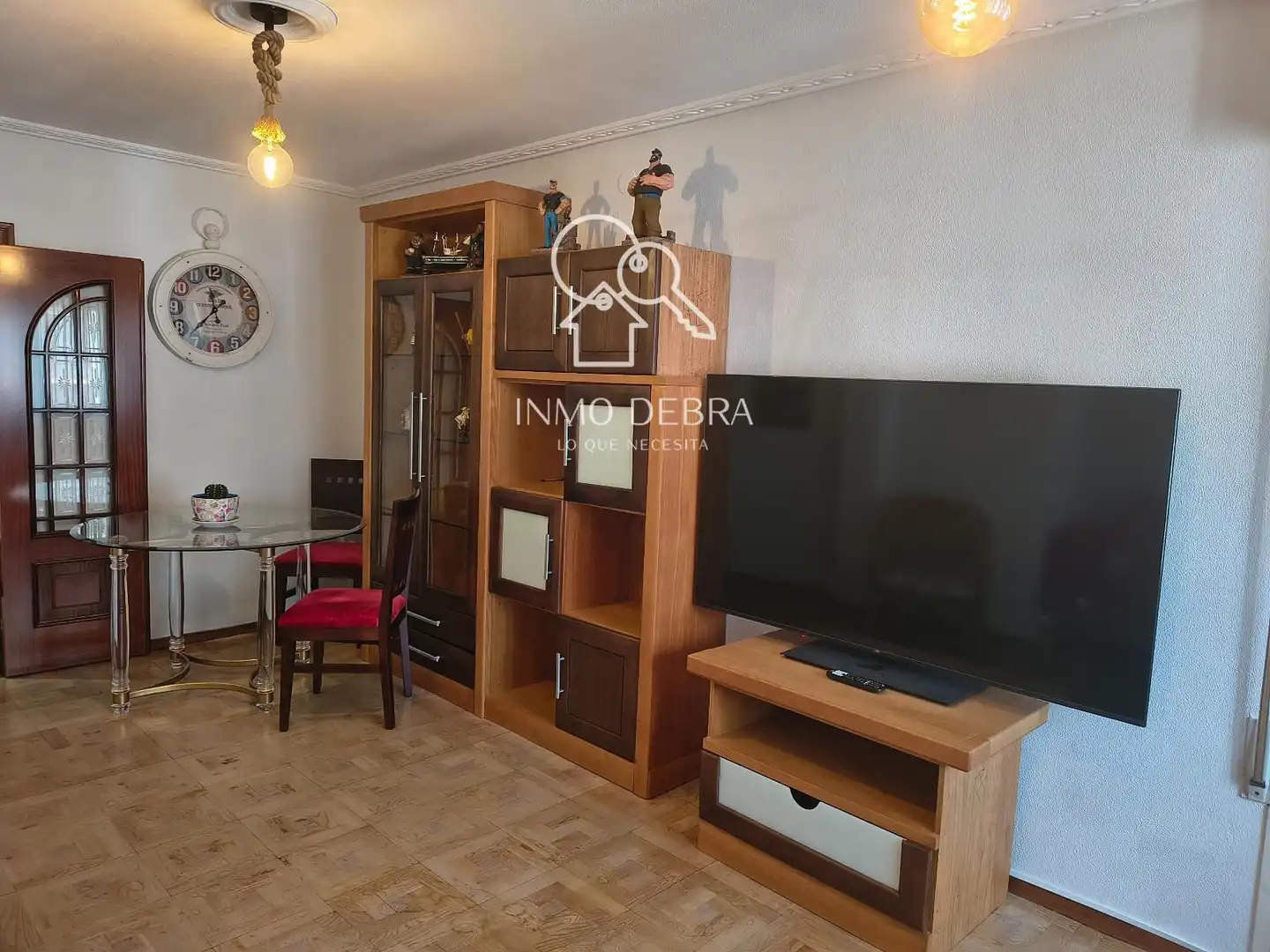 Wohnzimmer von Wohnung zum Verkauf in Cudillero mit Parkett, Terrasse und Möbliert