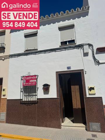 Casa adosada en Venta en Paradas
