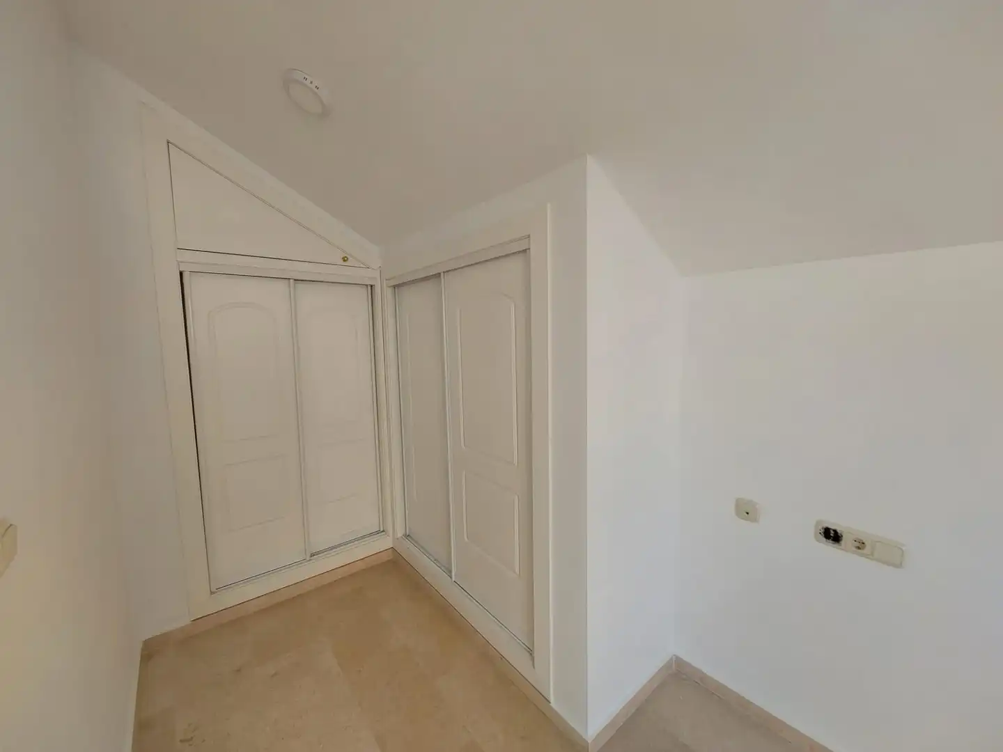 Habitación de Dúplex en venta en Marbella con Aire acondicionado y Terraza