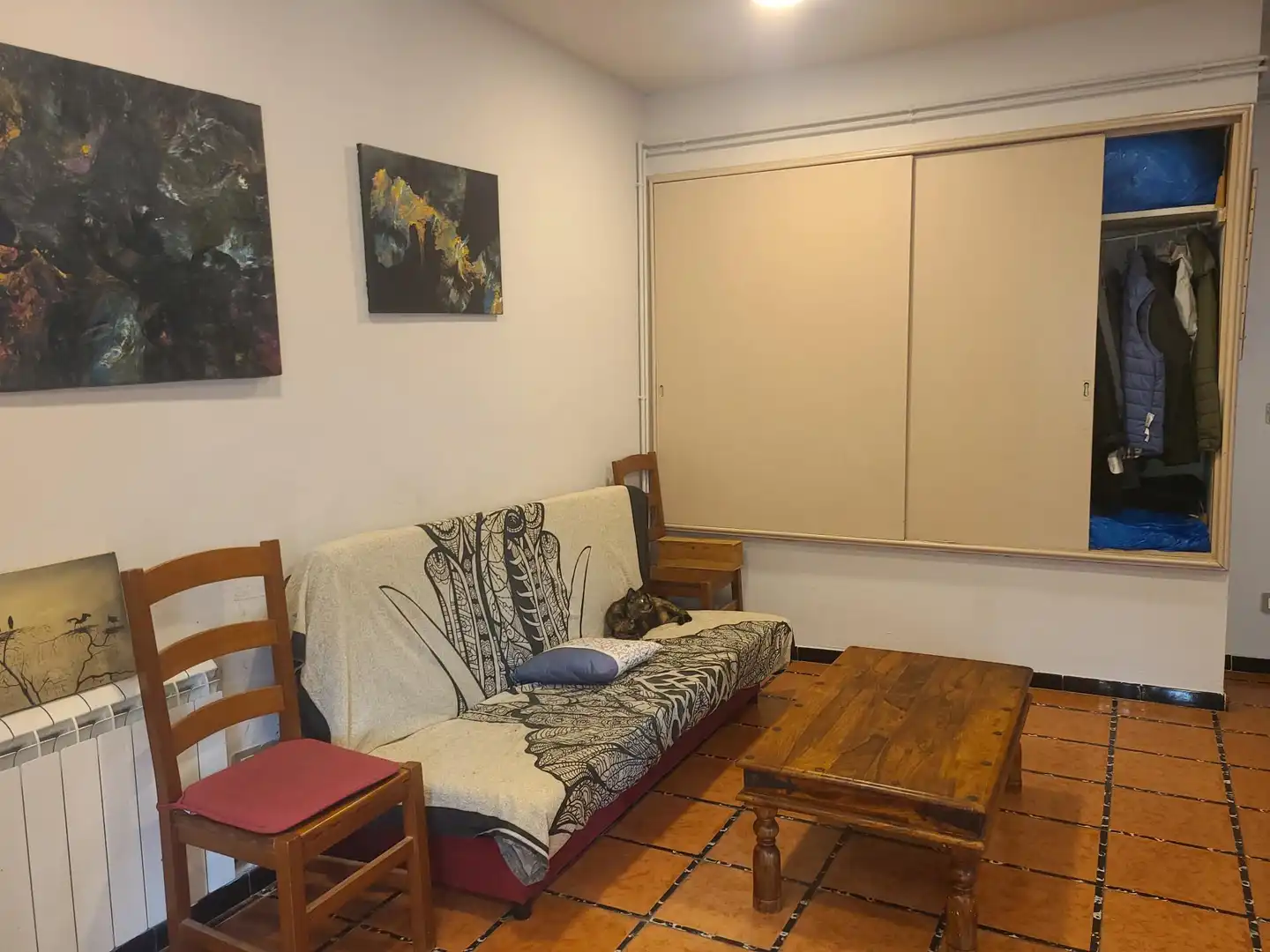 Sala de estar de Casa adosada en venta en Portbou con Calefacción, Terraza y Horno