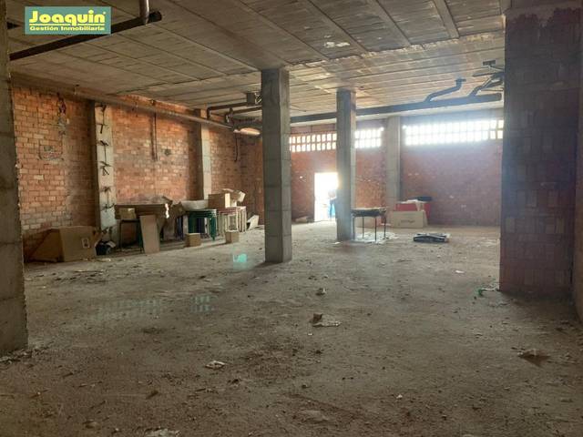 Local comercial en Venta en Fuensanta- Arcángel