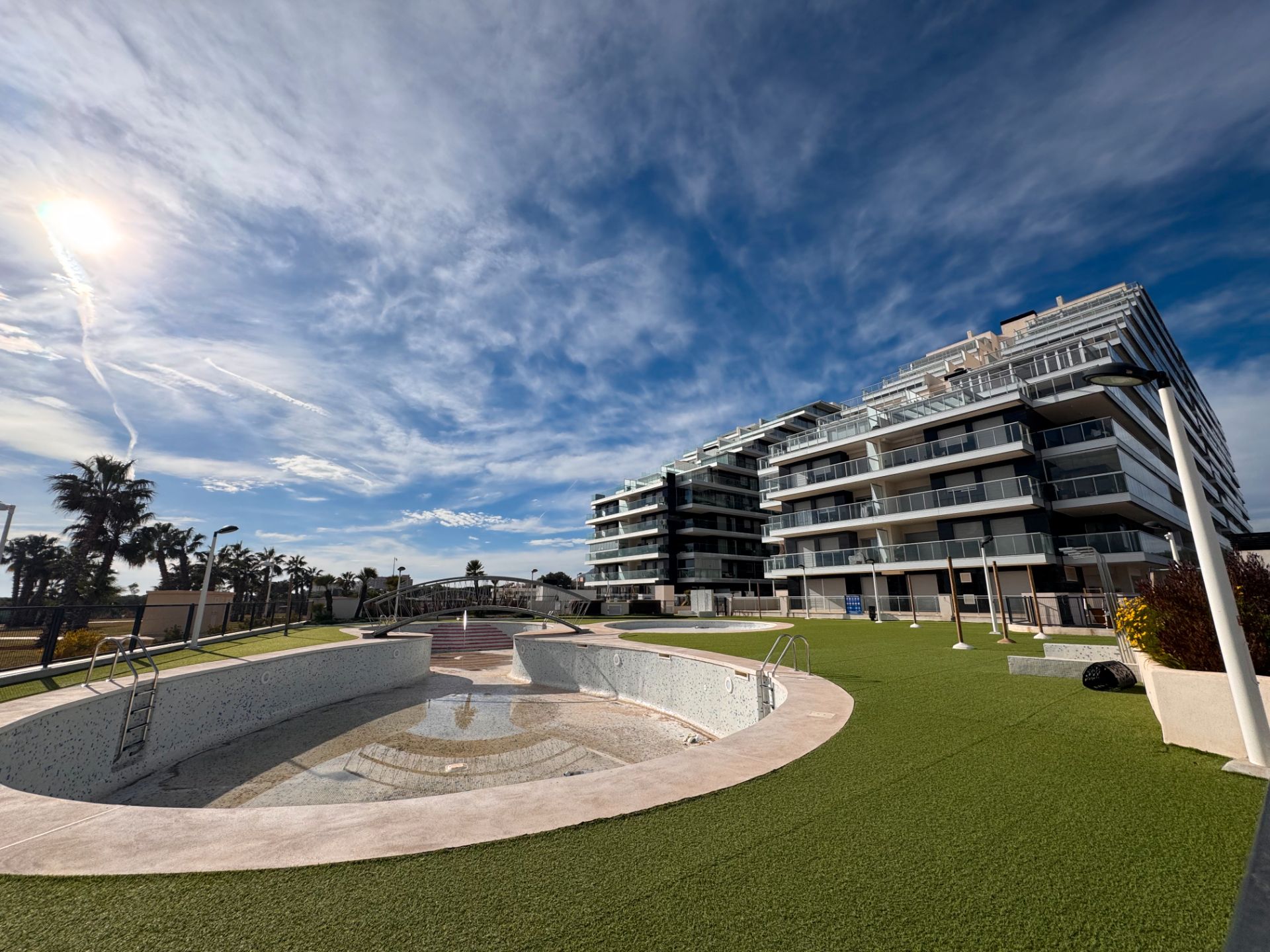 Piscina de Pis en venda en Oropesa del Mar / Orpesa amb Aire condicionat, Calefacció i Terrassa
