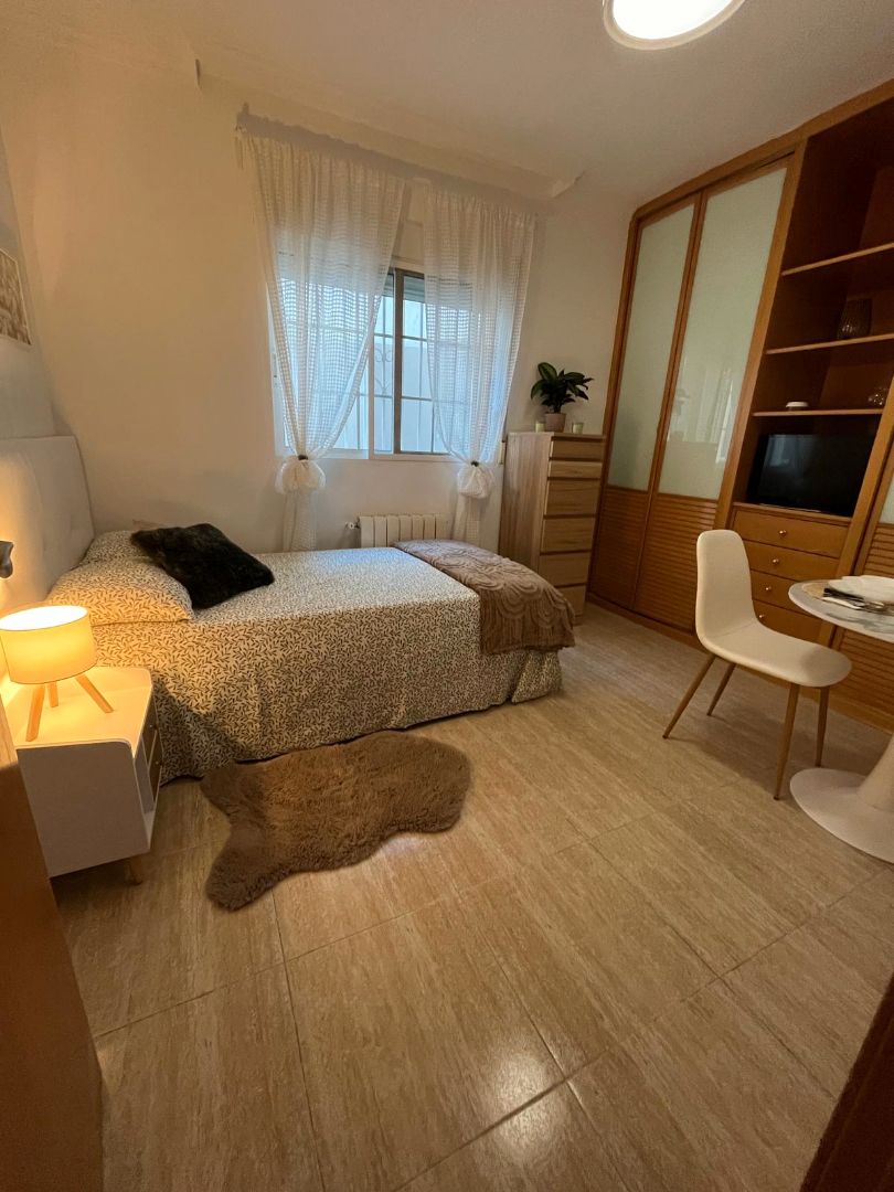 Bedroom of House or chalet to rent in Torrent  with Air Conditioner, Private garden and Furnished