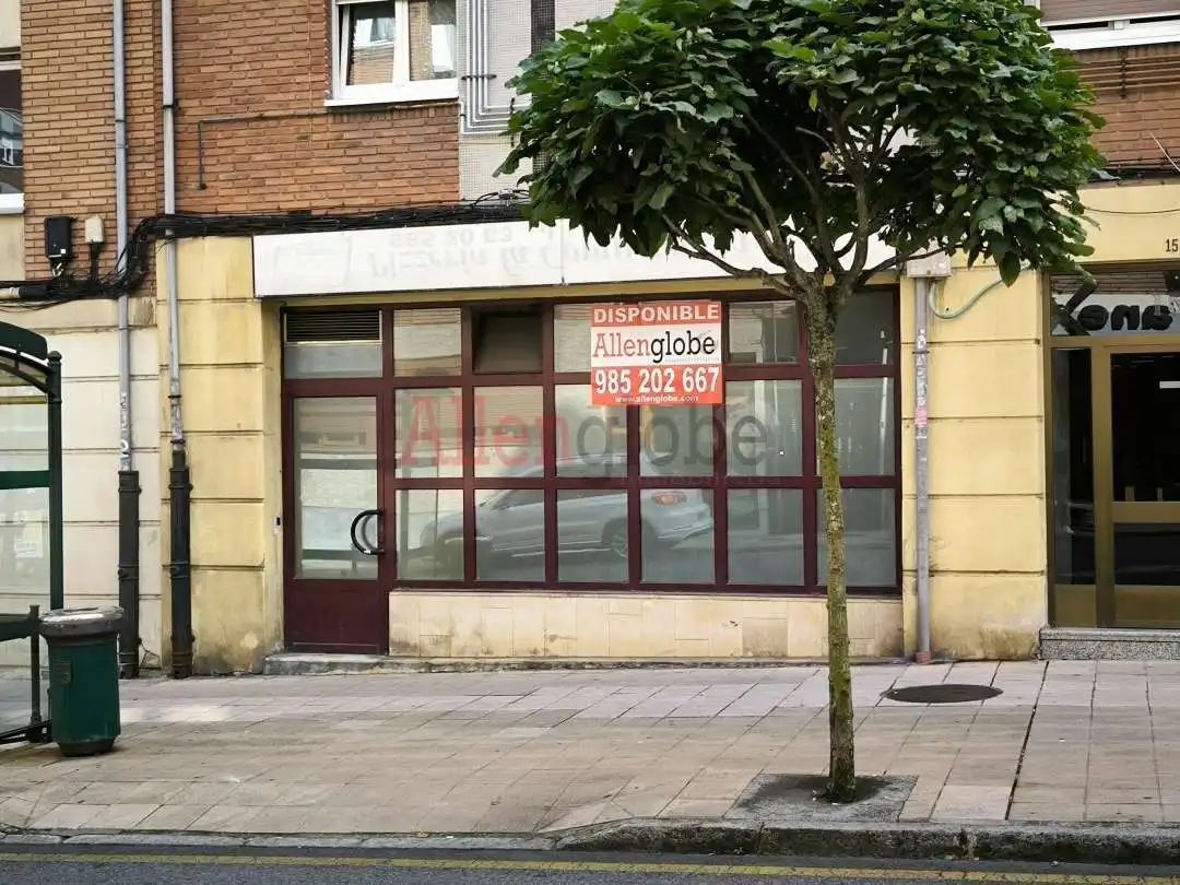 Local comercial en venta en Calle Lorenzo Abruñedo