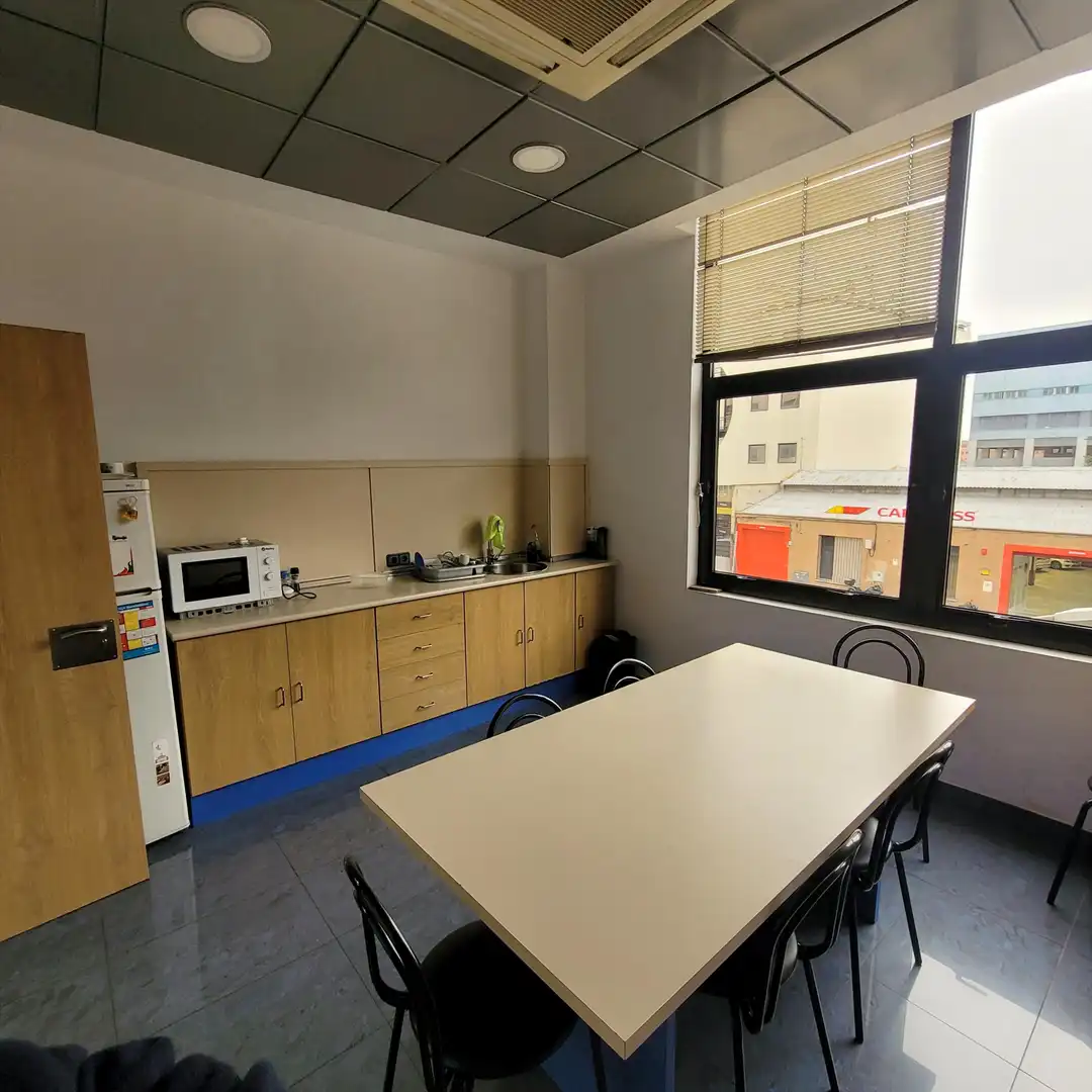 Business premises to rent in Calle de María Tubau, imagen 15