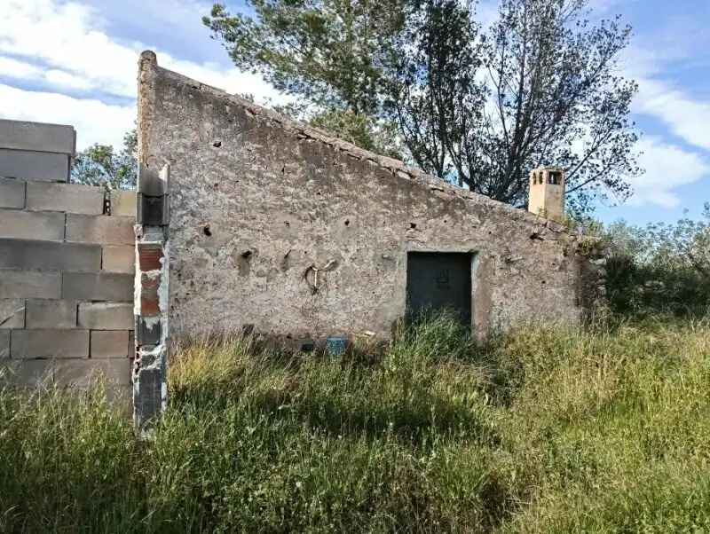 Vista exterior de Finca rústica en venda en Aldover amb Piscina