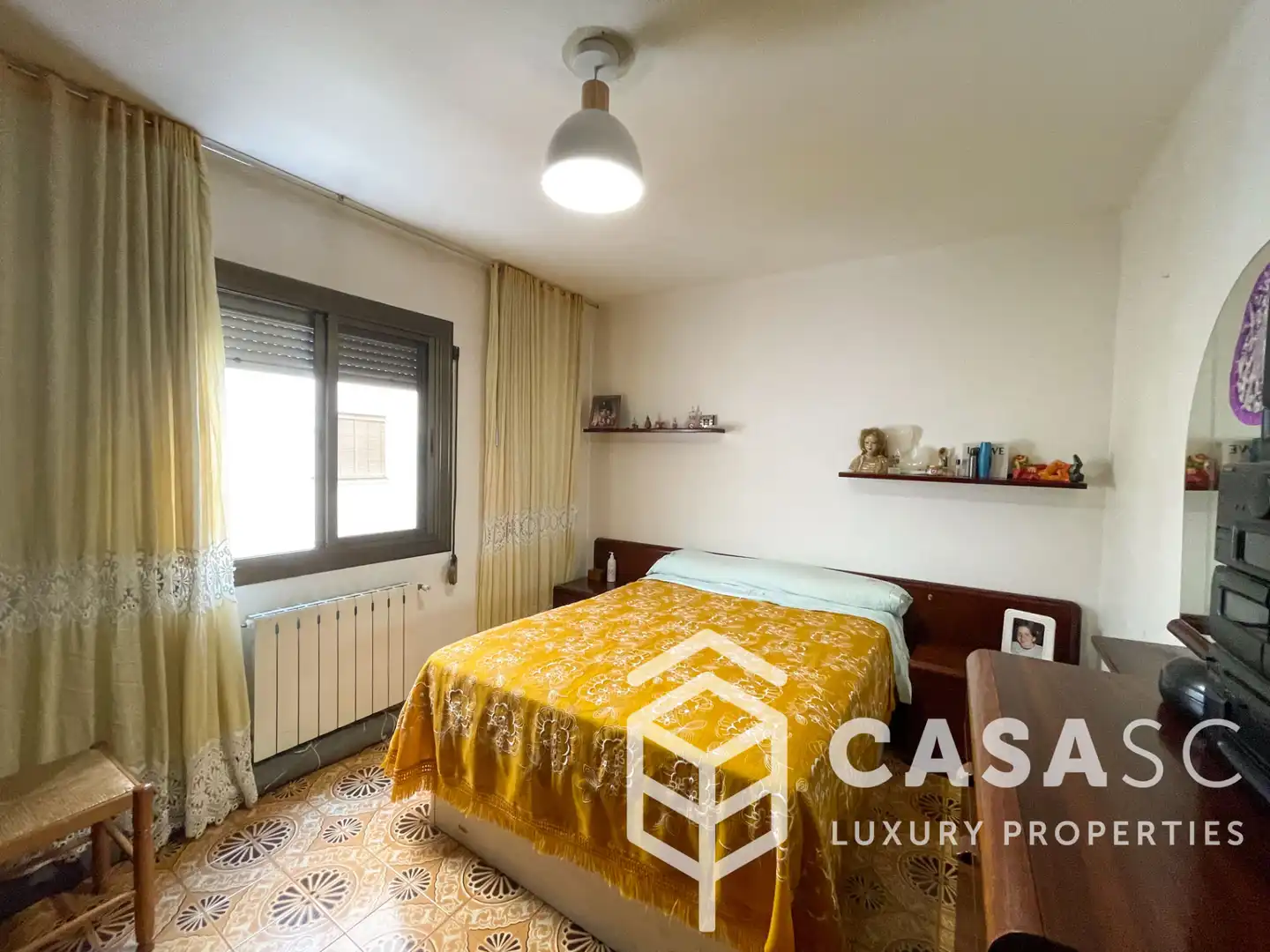 Habitación de Piso en venta en Cerdanyola del Vallès con Calefacción, Amueblado y Balcón