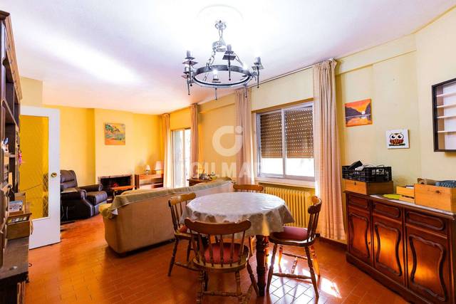 Piso en Venta en Parque de la Coruña - Las Suertes