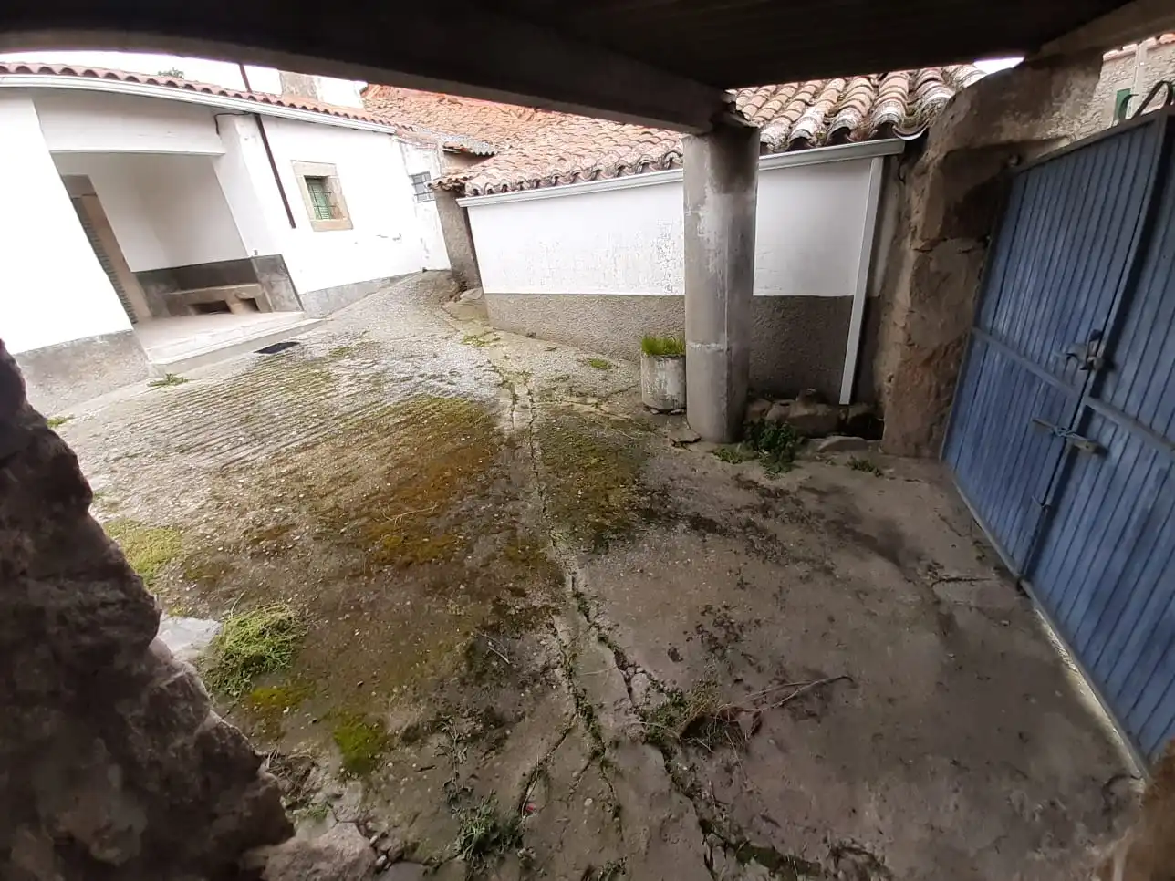 Exterior view of Houses for sale in Almeida de Sayago