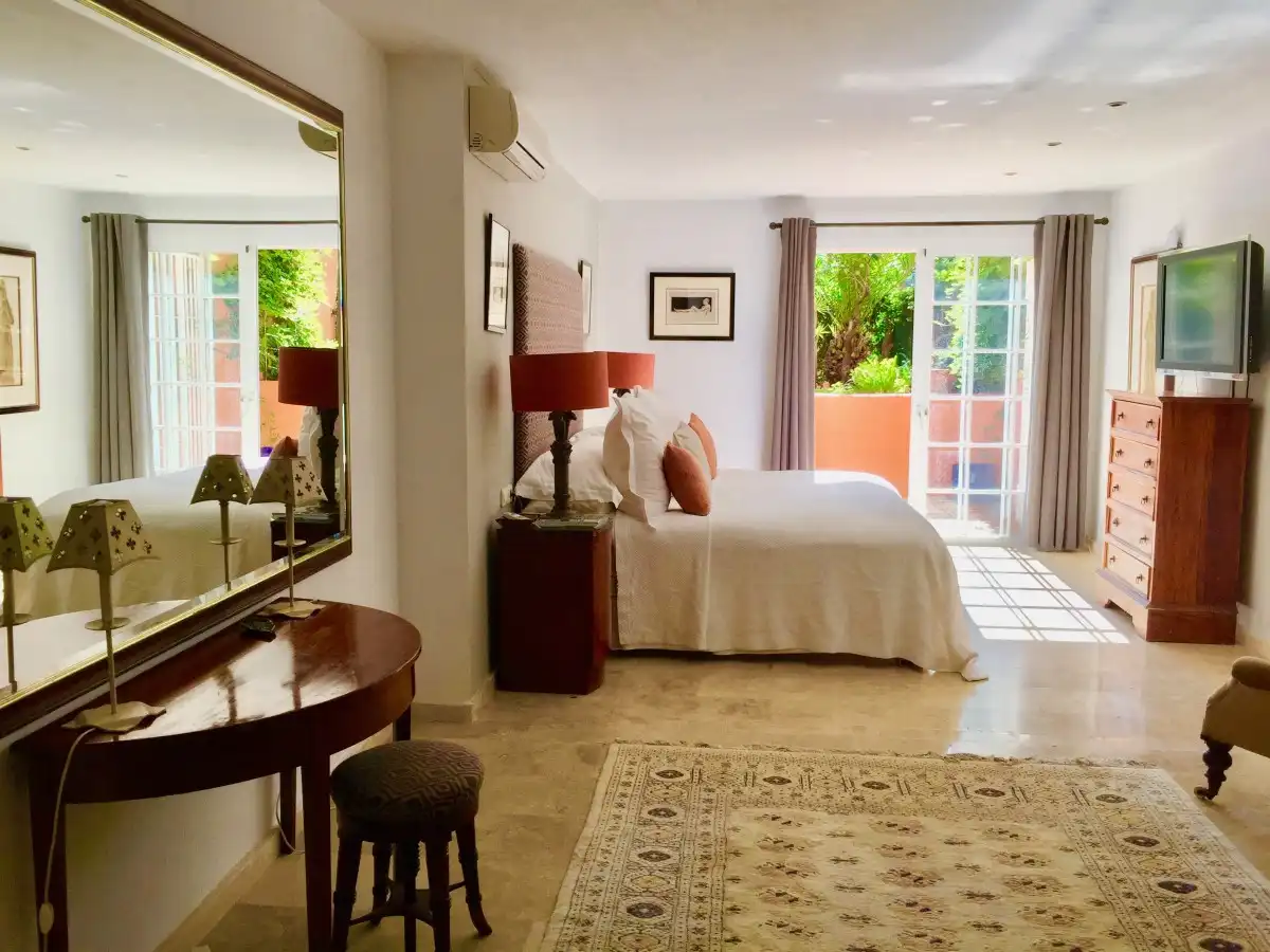 Duplexes for sale in Casco Antiguo