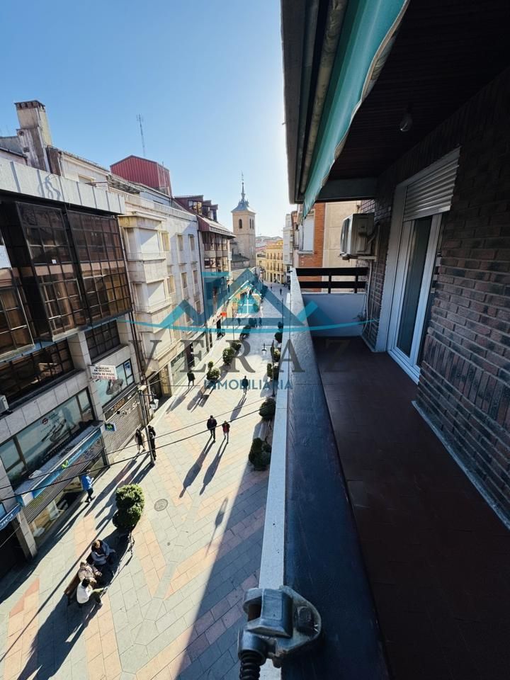 Exterior view of Flat for sale in Talavera de la Reina  with Air Conditioner, Heating and Parquet flooring