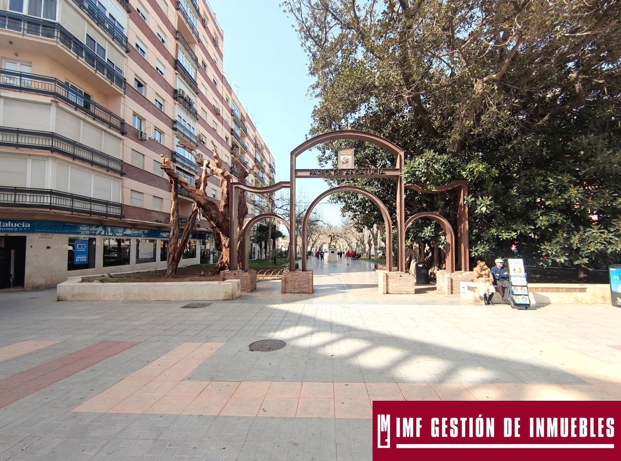 Exterior view of Flat for sale in Vélez-Málaga  with Air Conditioner, Terrace and Furnished