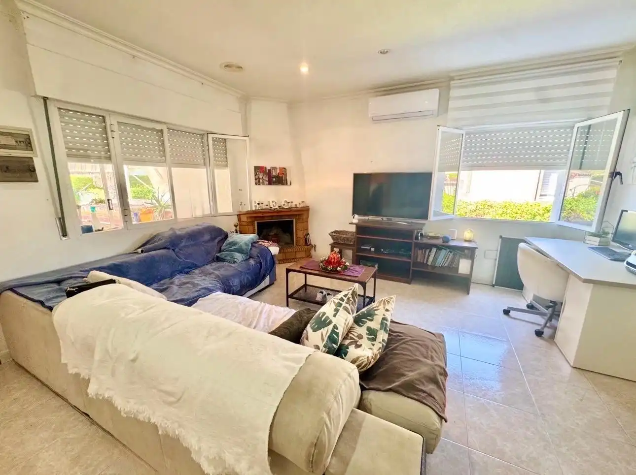 Sala de estar de Casa o chalet en venta en Benferri con Aire acondicionado, Calefacción y Jardín privado