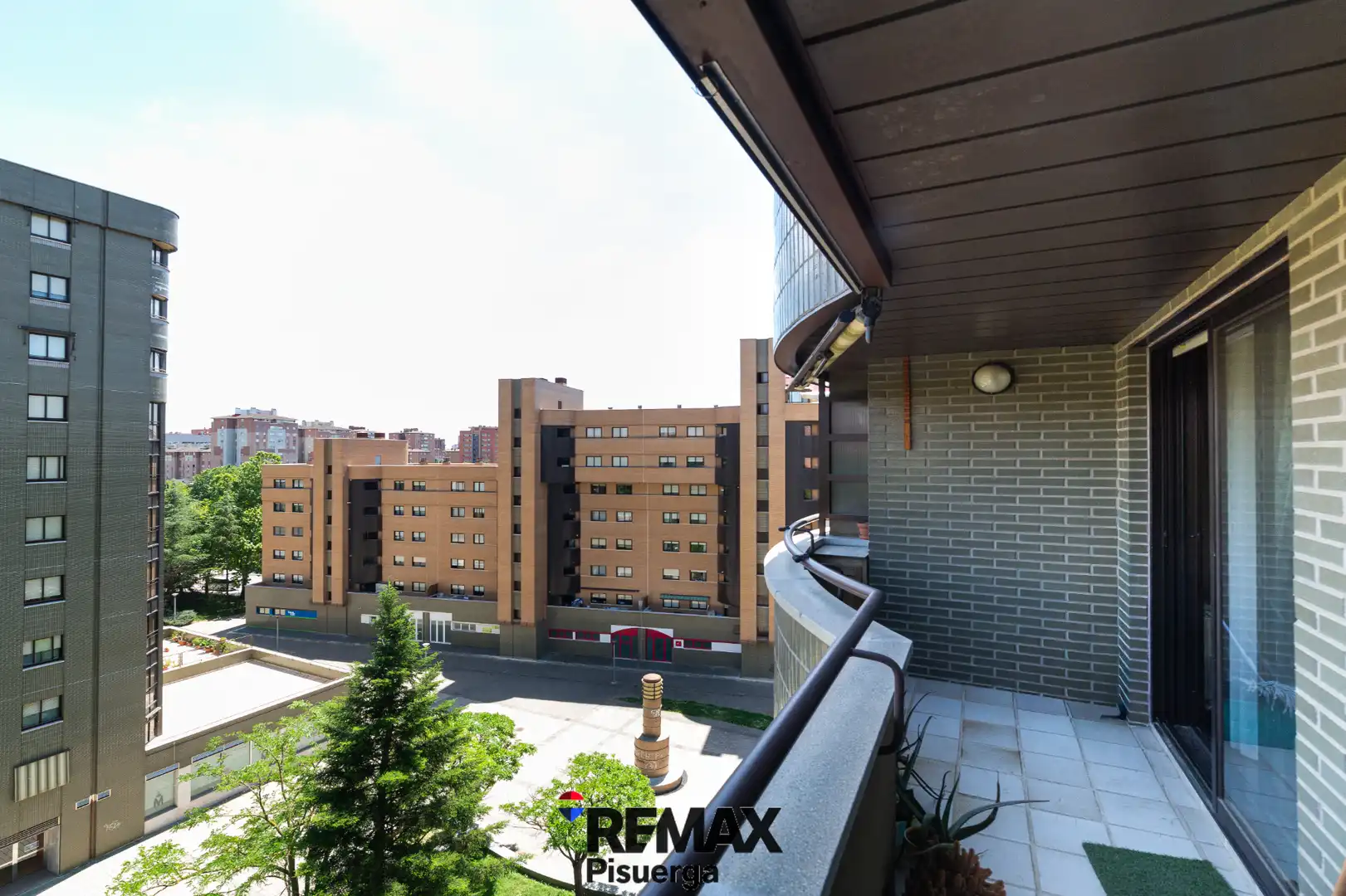 Außenansicht von Wohnung zum Verkauf in Valladolid mit Heizung, Terrasse und Abstellraum