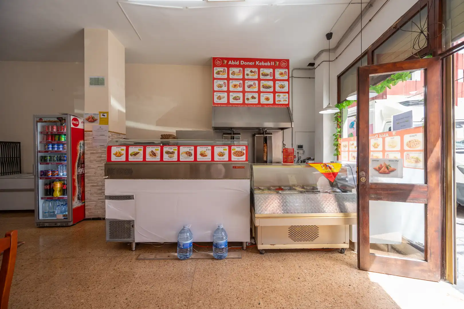 Local commercial en cession à C. Faro, 105