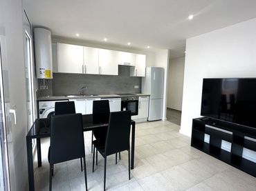Apartament en venda a roca negra