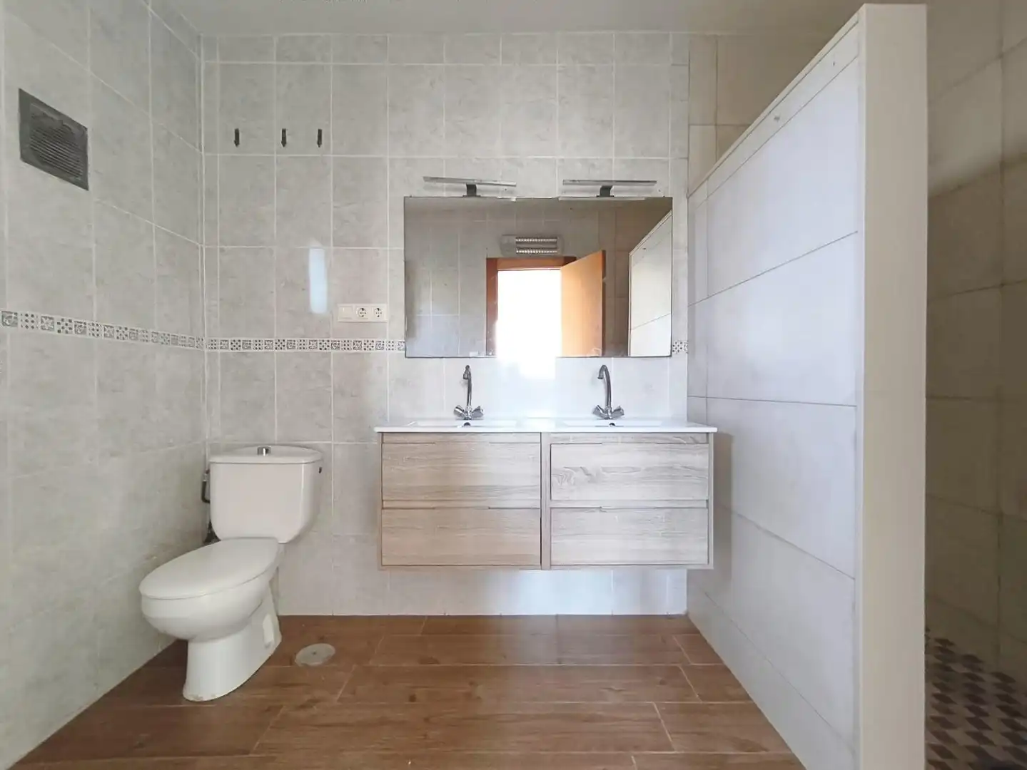 Bathroom of Houses for sale in Aigües  with Private garden